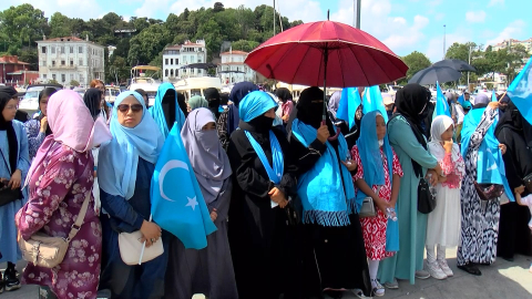 İstanbul - Sarıyer'de Urumçi katliamı protestosu