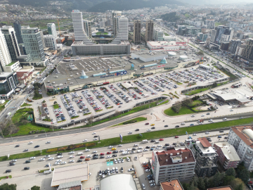 Carrefoursa Bursa Alışveriş Merkezi’nin satış işlemi gerçekleştirildi