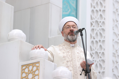 Diyanet İşleri Başkanı Erbaş, Ankara'da '15 Temmuz' konulu hutbe irat etti