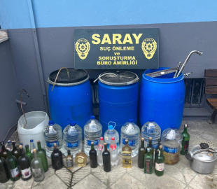 Tekirdağ'da 174 litre sahte içki ele geçirildi