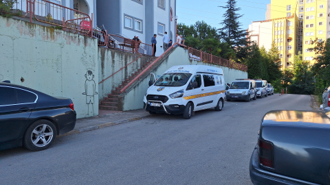 KOCAELİ Yalnız yaşadığı evde ölü bulundu, polis soruşturma başlattı (VİDEO EKLENDİ)