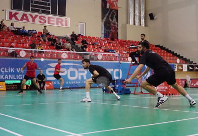 Büyükler Türkiye Badminton Şampiyonası Kayseri’de yapıldı