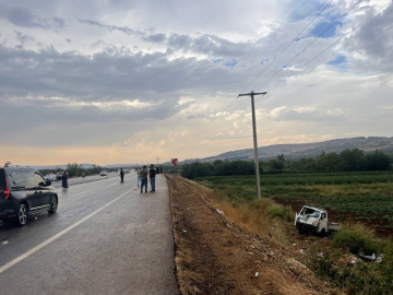 Gaziantep’te tarım işçilerini taşıyan kamyonet devrildi: 1 ölü, 22 yaralı