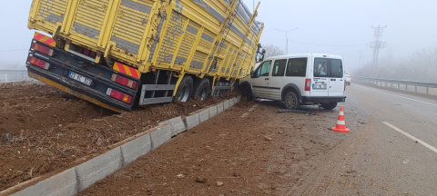 Elazığ’da 7 araç zincirleme kazaya karıştı: 1'i ağır, 4 yaralı